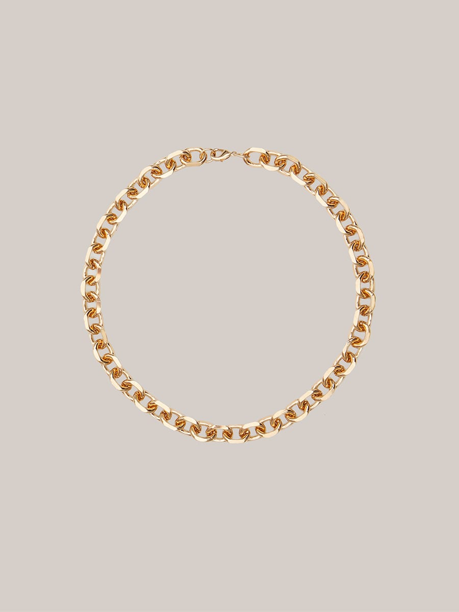 TWISTED COLLIER